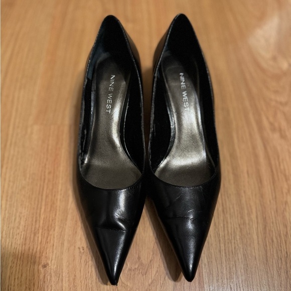 Sold - Picture 3 of 9